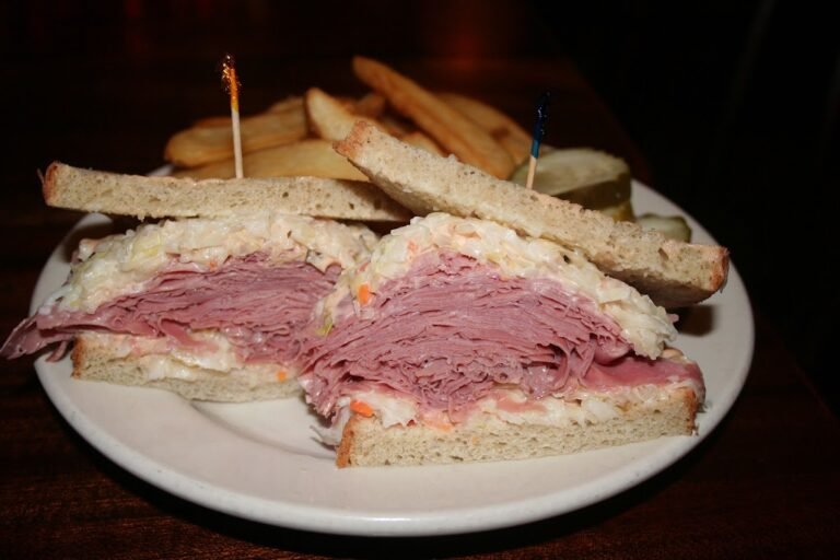 irish pub inn 3 768x512