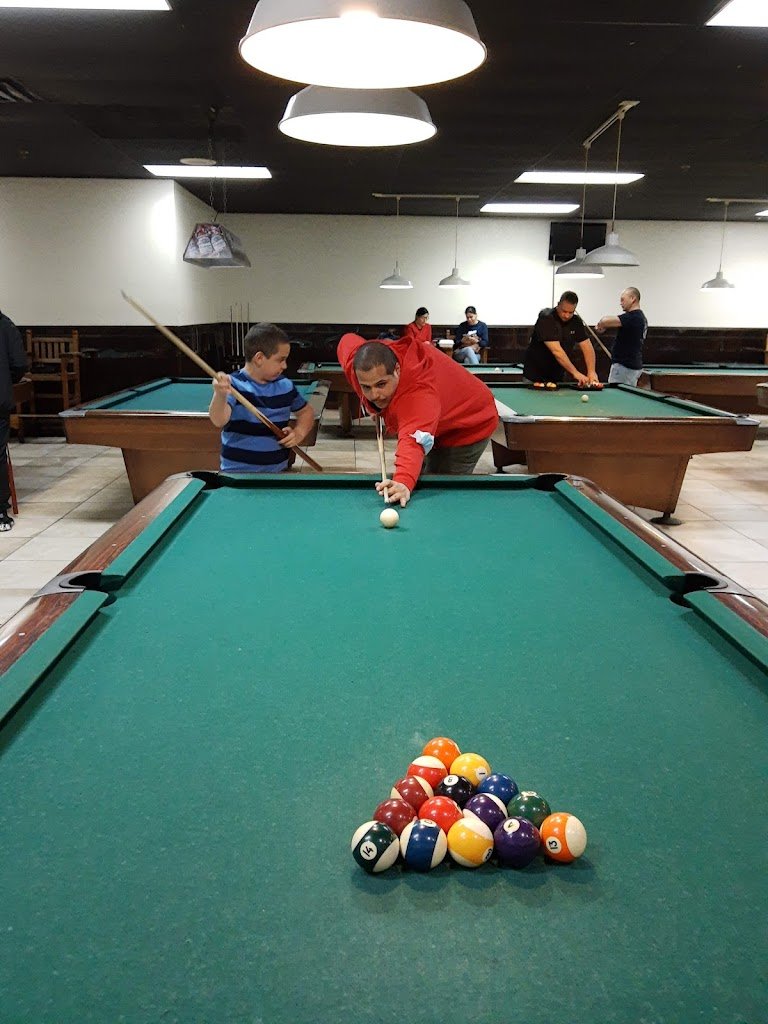 king pin bar and restaurant llc 3