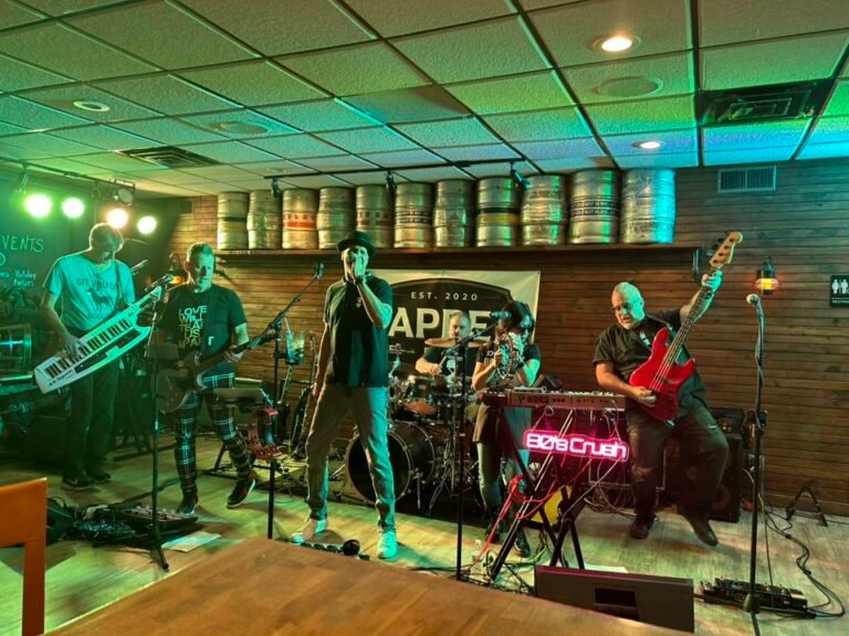 80scrushband5 768x576