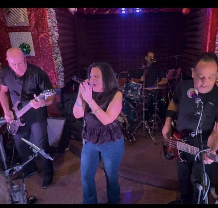 Screaming Matilda Band 768x732